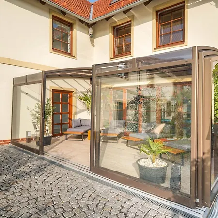 Apartman Kokorin Apartments