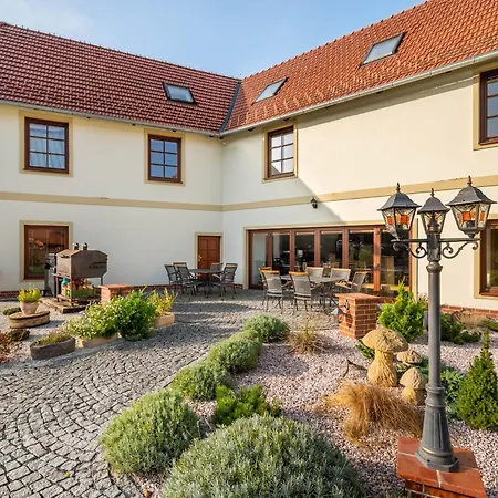 Apartman Kokorin Apartments Kokořín