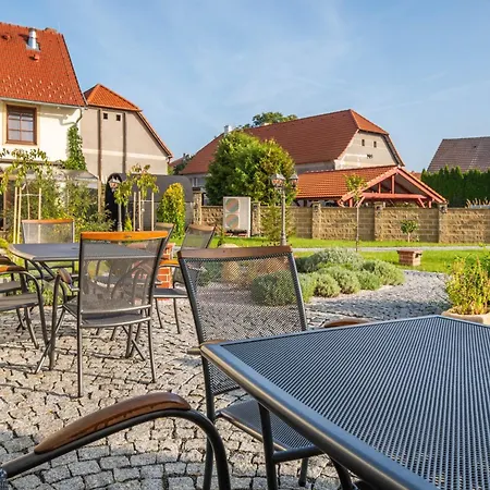 Apartamento Kokořín Apartments *