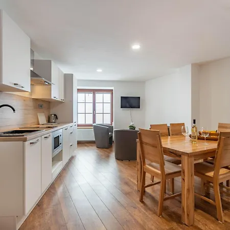 Kokorin Apartments