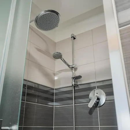 Apartman Kokorin Apartments