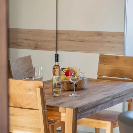 Kokorin Apartments Apartman Kokořín